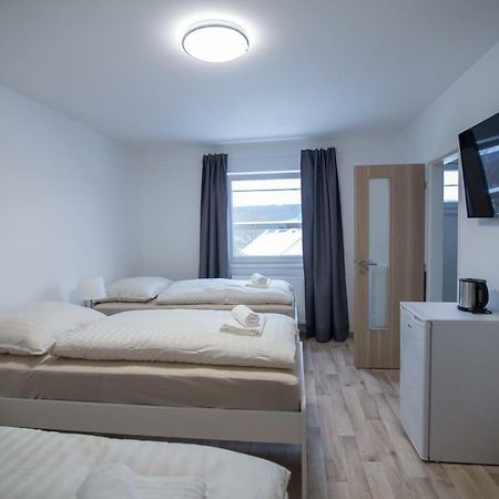 Hostka  Apartman Petra מראה חיצוני תמונה