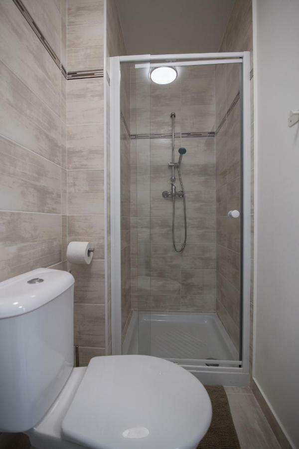Hostka  Apartman Petra מראה חיצוני תמונה