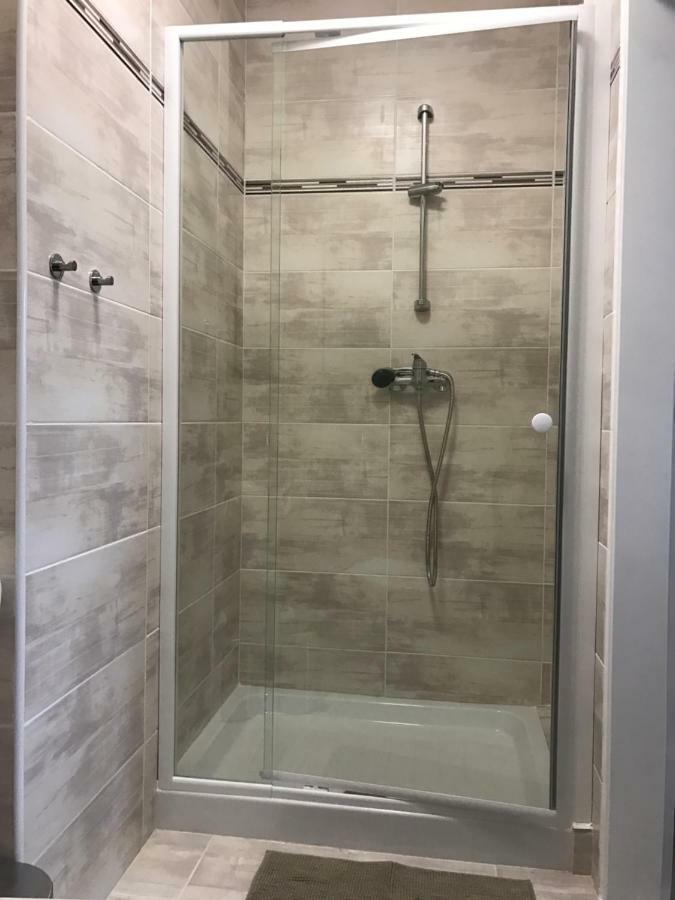 Hostka  Apartman Petra מראה חיצוני תמונה